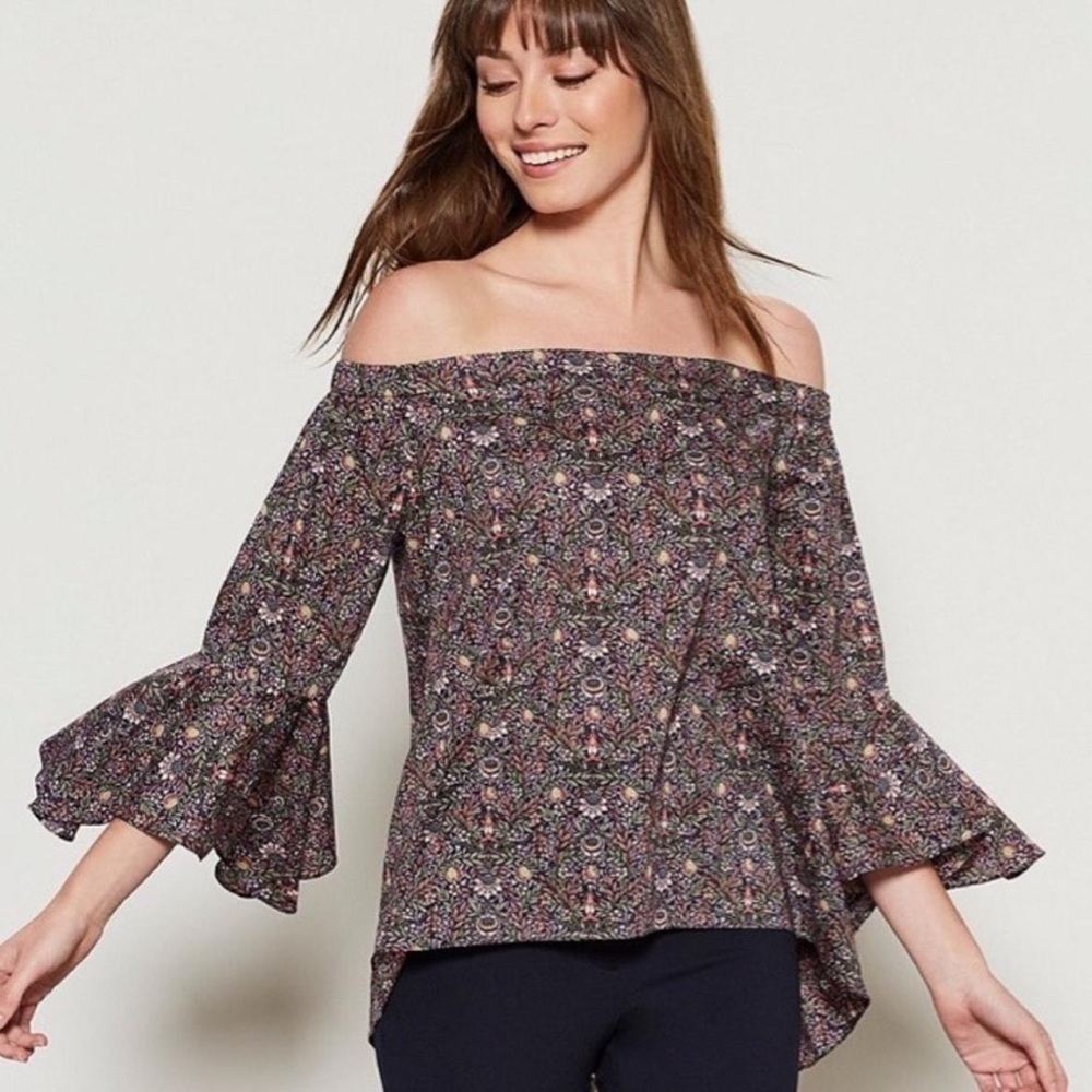 ANTONIO MELANI Gray Asymmetrical Ruffled Blouse